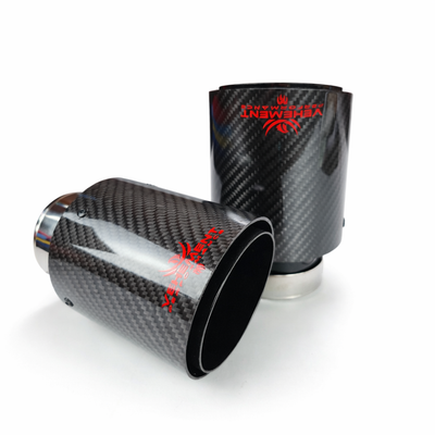 TIPS ORNAMENT TOBA - EVACUARE DIN CARBON SI INOX NEGRU LOGO ROSU 89MM, INTRARE 63MM, LUCIOS